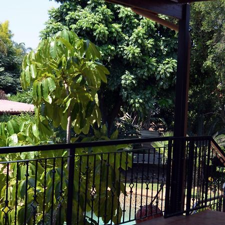 Glen Marion Guest House Претория Екстериор снимка