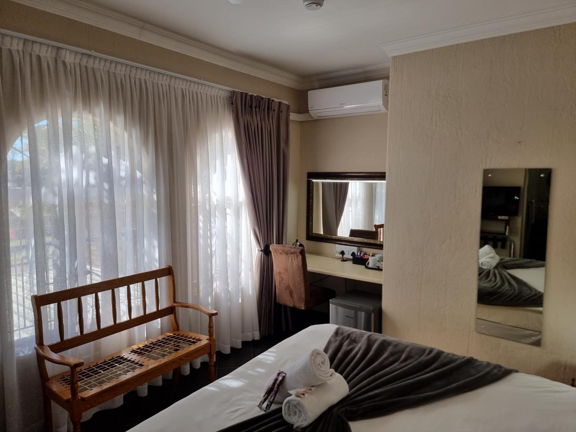 Glen Marion Guest House Претория Екстериор снимка